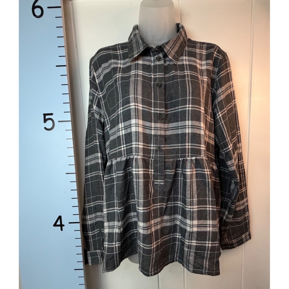 Maurices Women's Large Gray Plaid Babydoll Button Down Knit Blouse NWT